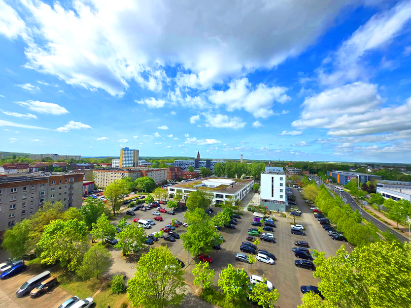 Wohnung zum Mieten in Neubrandenburg 228 € 24 m²