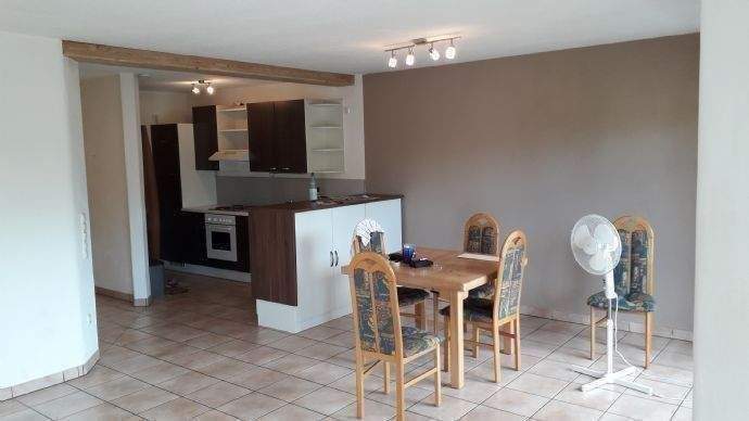 Etagenwohnung Schweinfurt Oberndorf - 2 Zimmer, 75 m&sup2;, 625&euro; | Angebot:26730800