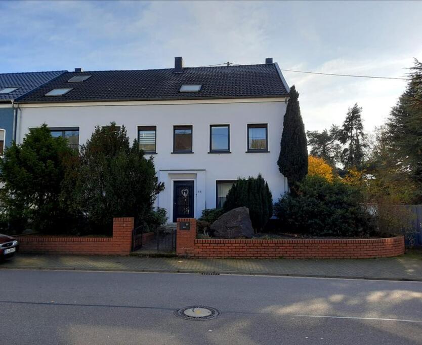 2,5 ZKB-DG-Wohnung mit Loggia und Küche in Saarlouis