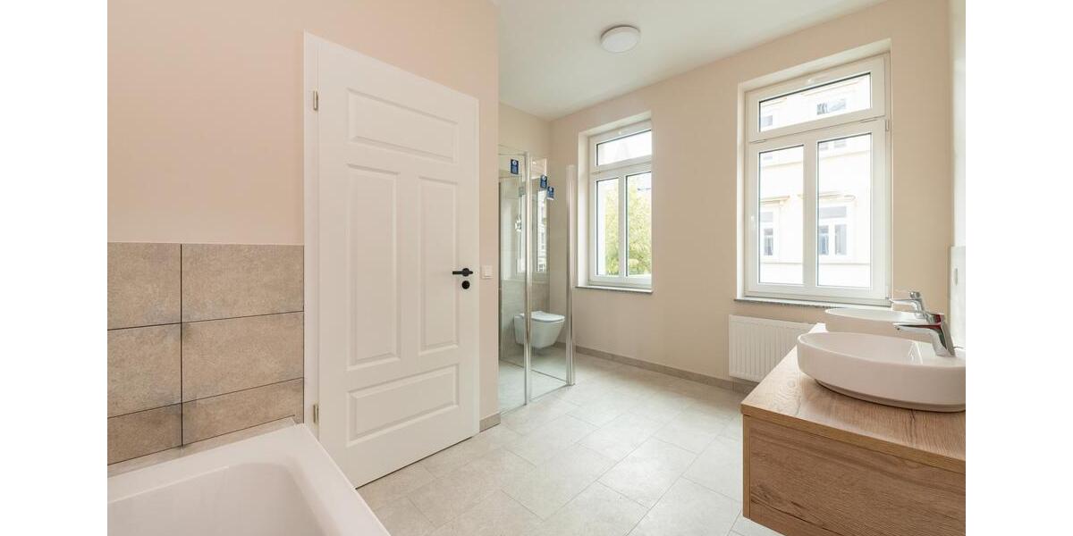 Etagenwohnung Eisenach - 4 Zimmer, 131 m&sup2;, 1.219&euro; | Angebot:25991843