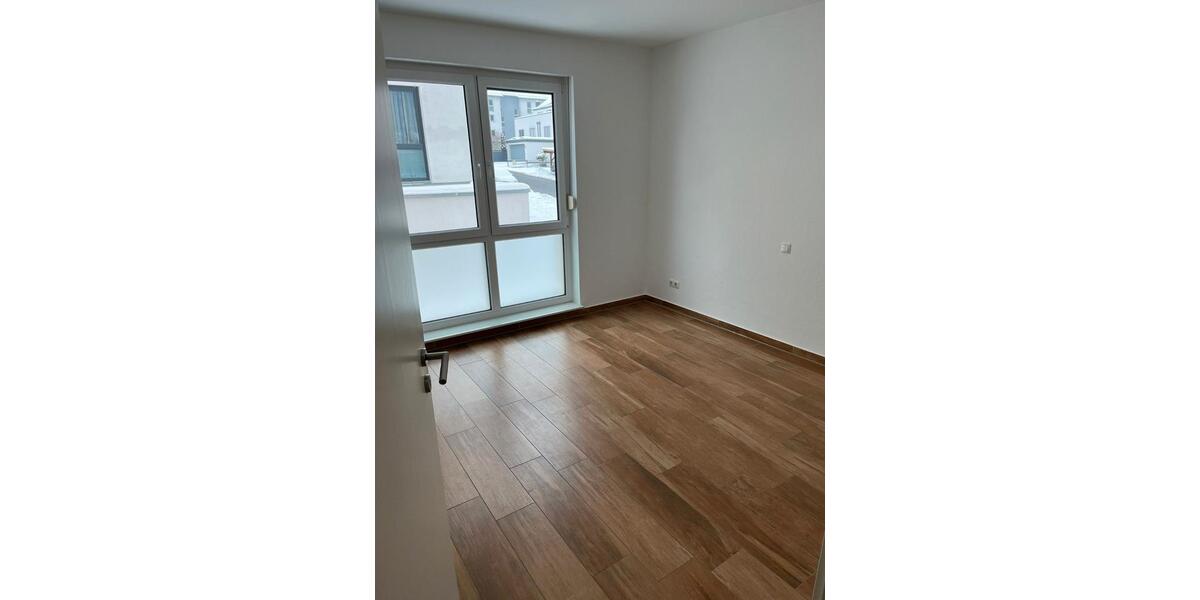 Etagenwohnung Bovenden - 4 Zimmer, 109 m&sup2;, 1.440&euro; | Angebot:26004691