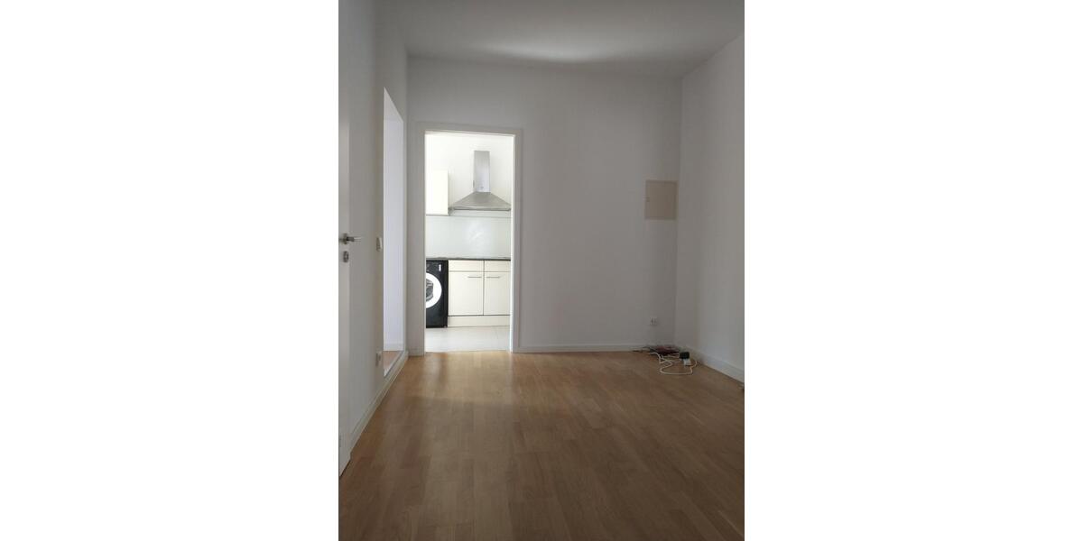 Etagenwohnung Wiesbaden - 3 Zimmer, 78 m&sup2;, 1.100&euro; | Angebot:24872468