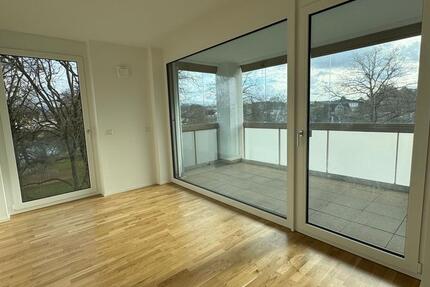 Wohnung Nürtingen - 5 Zimmer, 123 m&sup2;, 1.880&euro; | Angebot:25974623