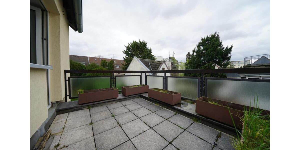 Etagenwohnung Köln Nippes - 3 Zimmer, 89 m&sup2;, 1.290&euro; | Angebot:26648409