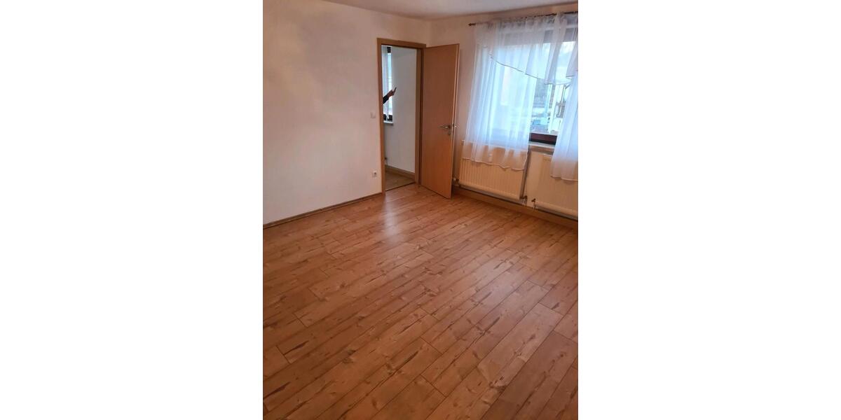 Wohnung zu vermieten 3 zimmer