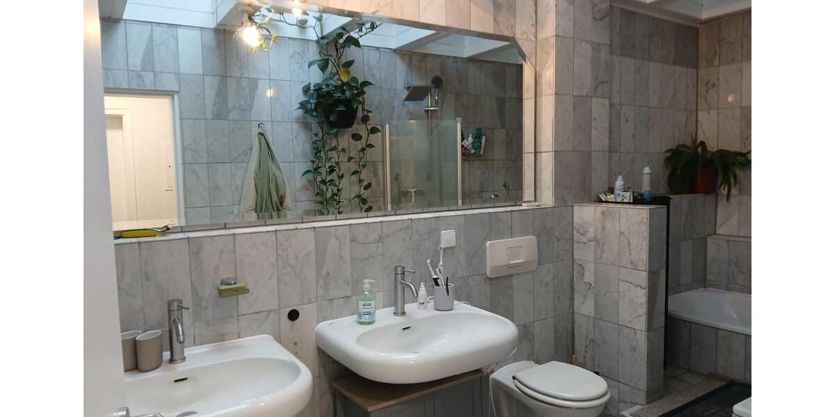 Dachgeschoßwohnung Karlsruhe Wettersbach - 3.5 Zimmer, 112 m&sup2;, 1.500&euro; | Angebot:24829815