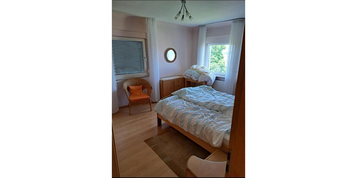 Doppelhaushälfte Mühlacker - 5 Zimmer, 116 m&sup2;, 1.400&euro; | Angebot:24945242