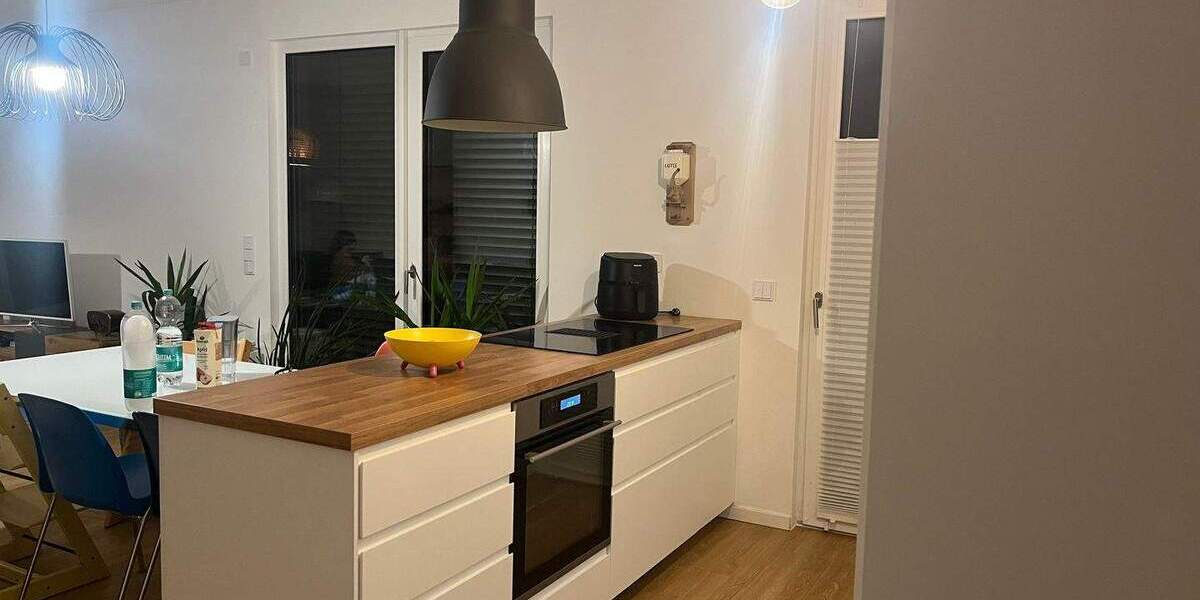 Etagenwohnung Bestensee - 4 Zimmer, 111 m&sup2;, 1.575&euro; | Angebot:25835587