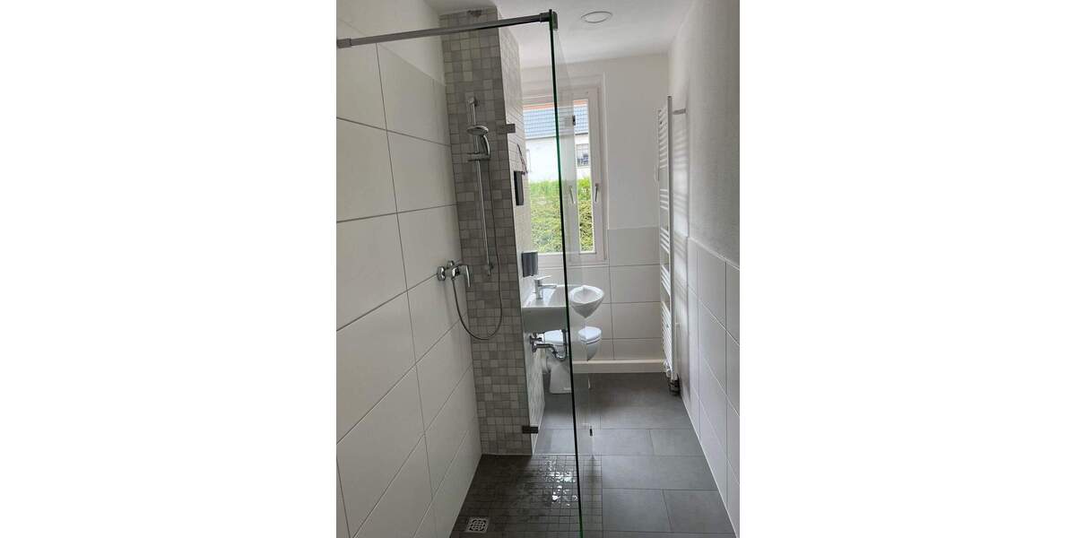 Etagenwohnung Thum - 4 Zimmer, 70 m&sup2;, 470&euro; | Angebot:25729824