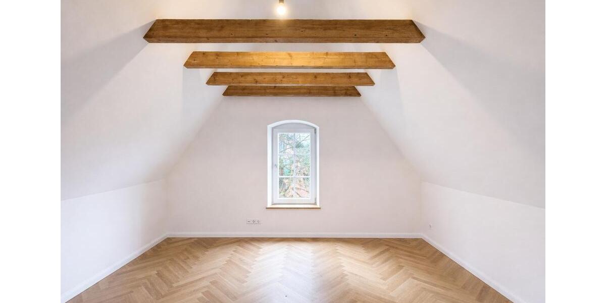 Doppelhaushälfte Schwäbisch Hall - 8 Zimmer, 181 m&sup2;, 2.300&euro; | Angebot:25537792