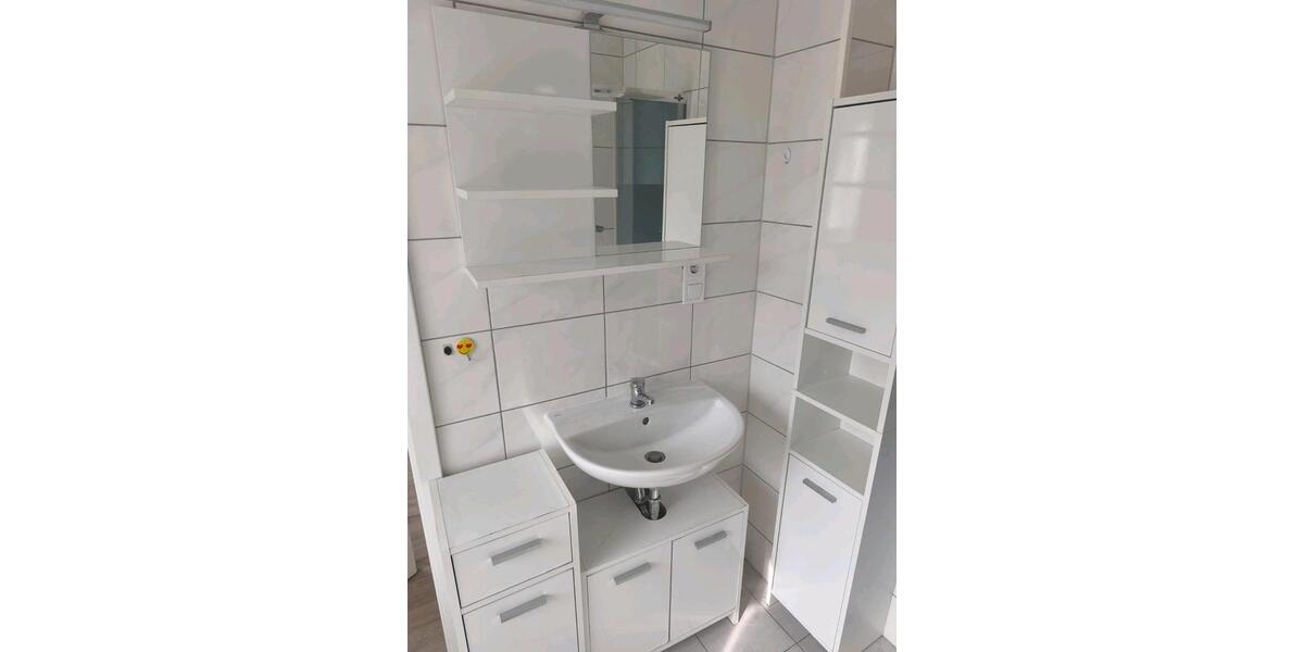 Erdgeschoßwohnung Schmelz - 2 Zimmer, 65 m&sup2;, 700&euro; | Angebot:27637779