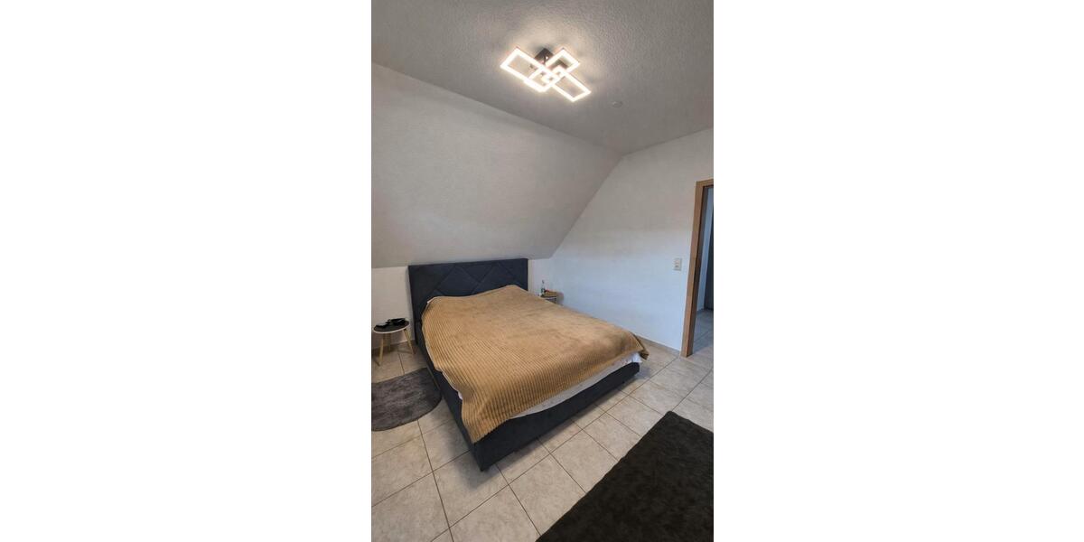 Etagenwohnung Menslage - 4 Zimmer, 100 m&sup2;, 600&euro; | Angebot:26440545