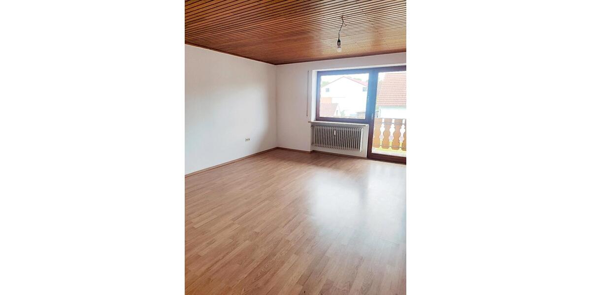 Doppelhaushälfte Neustadt an der Donau - 7 Zimmer, 156 m&sup2;, 1.200&euro; | Angebot:26628084