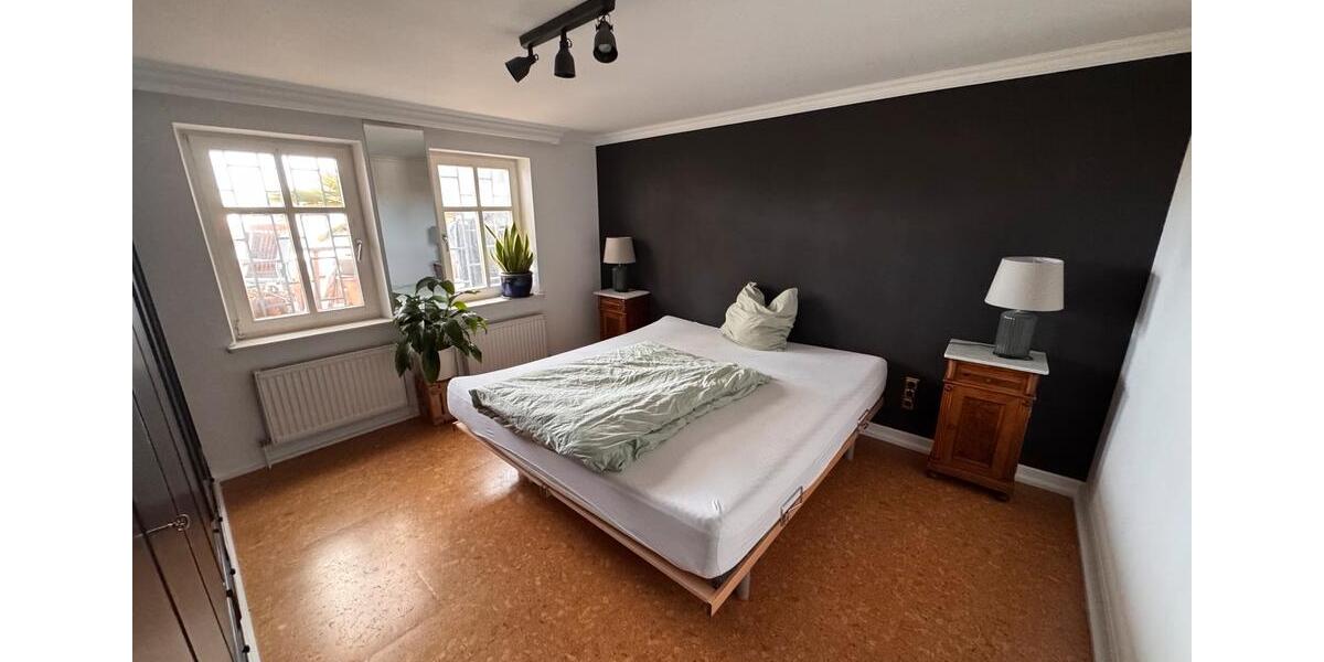 Etagenwohnung Dingolfing - 4 Zimmer, 130 m&sup2;, 1.600&euro; | Angebot:25323923