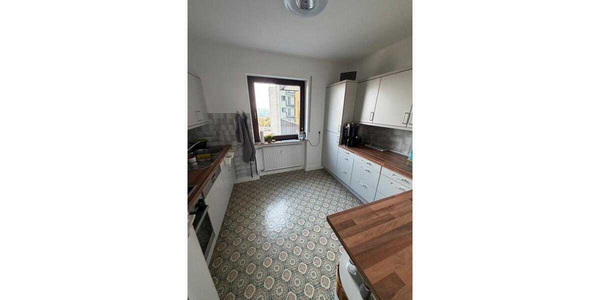 Etagenwohnung Würzburg - 3 Zimmer, 90 m&sup2;, 1.300&euro; | Angebot:26461894