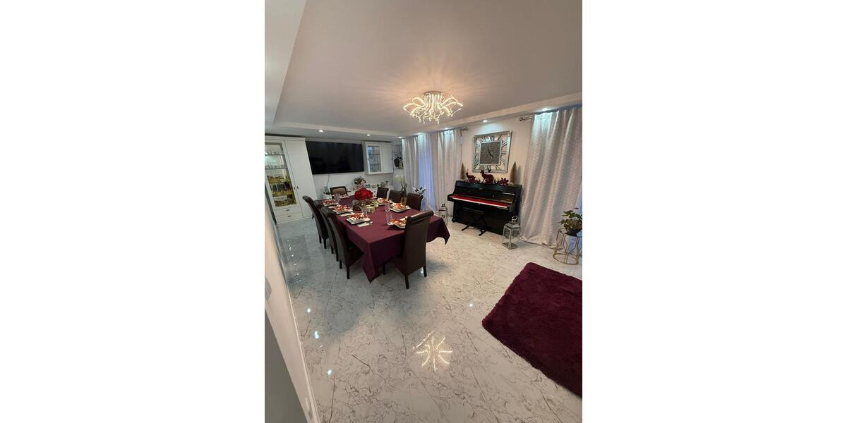 Einfamilienhaus Marxheim - 5 Zimmer, 160 m&sup2;, 1.600&euro; | Angebot:24599923