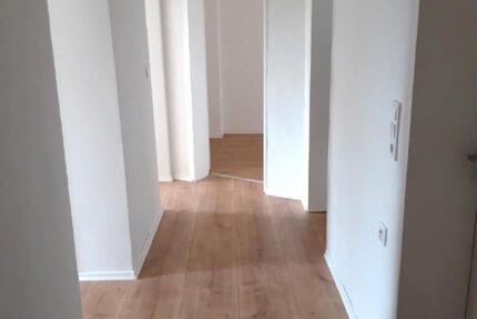 Wohnung Kassel Fasanenhof - 3 Zimmer, 68 m&sup2;, 700&euro; | Angebot:26299966