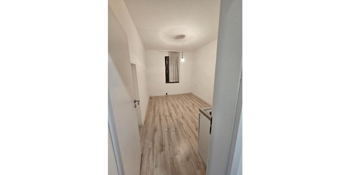 Etagenwohnung Giengen an der Brenz - 1 Zimmer, 15 m&sup2;, 350&euro; | Angebot:24769306