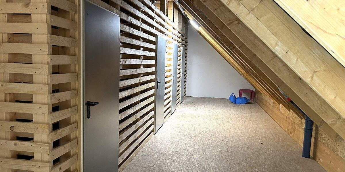 Etagenwohnung Bremerhaven Lehe - 2 Zimmer, 69 m&sup2;, 830&euro; | Angebot:25676341