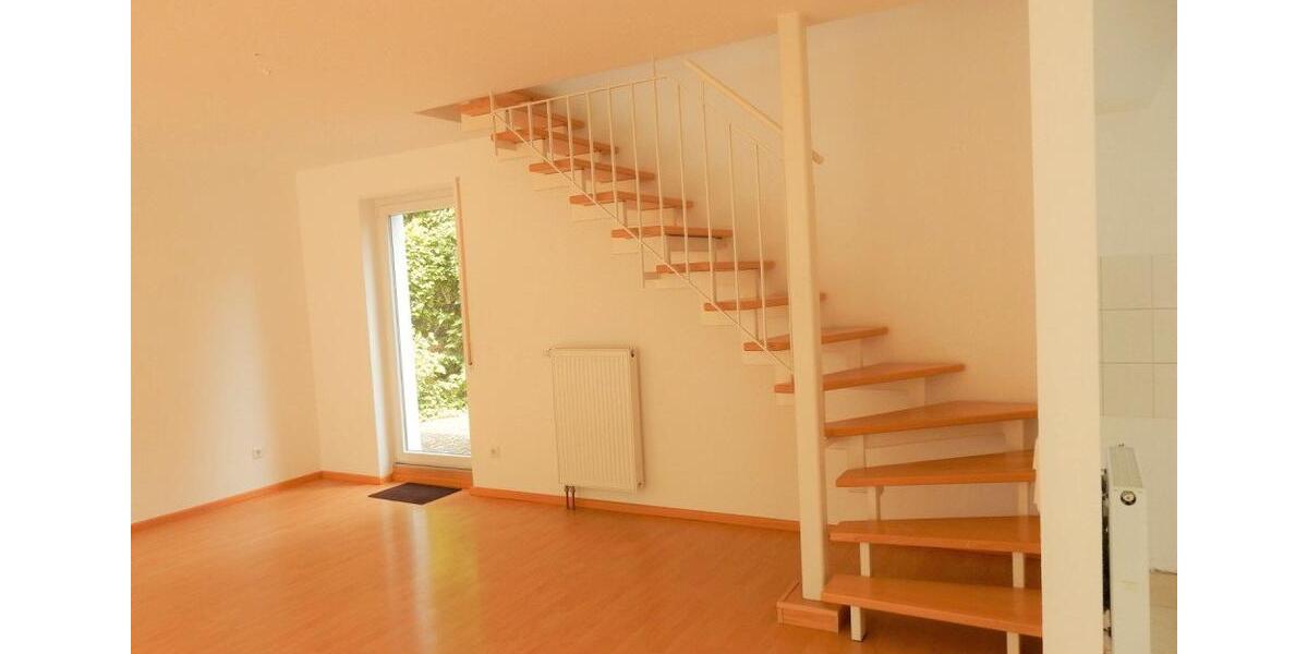 Doppelhaushälfte Schwetzingen - 7 Zimmer, 180 m&sup2;, 2.100&euro; | Angebot:26241969