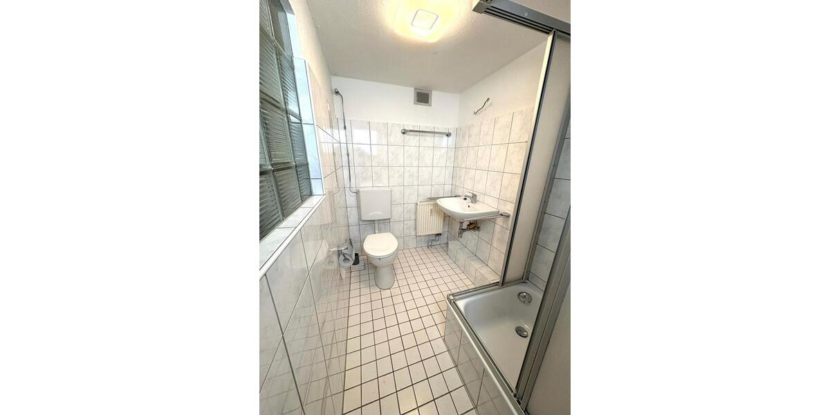 Etagenwohnung Wilnsdorf - 5 Zimmer, 90 m&sup2;, 600&euro; | Angebot:25225219