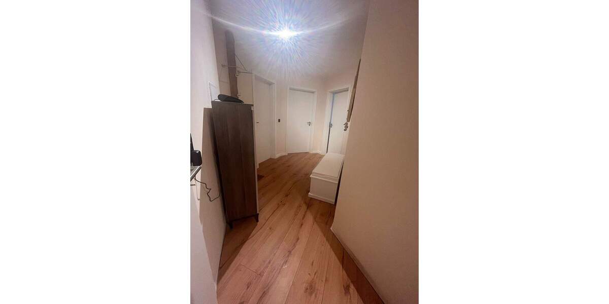 Etagenwohnung Hackenheim - 3 Zimmer, 84 m&sup2;, 1.000&euro; | Angebot:25741717