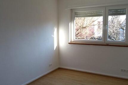 WG Zimmer (13m2) in dreier WG in Stuttgart Killesberg zimmer