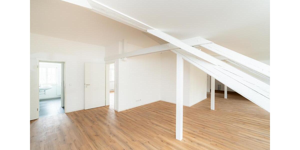 Exklusives Penthouse im denkmalgeschützten Lahmann-Sanatorium. 4 zimmer