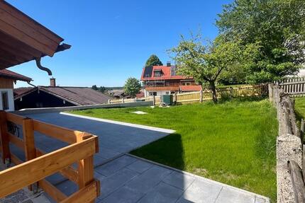 Haus Waakirchen - 3 Zimmer, 105 m&sup2;, 1.800&euro; | Angebot:25102994