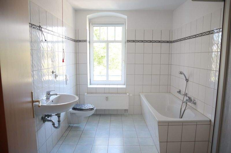 Etagenwohnung Lichtenstein - 2 Zimmer, 53 m&sup2;, 350&euro; | Angebot:26156076