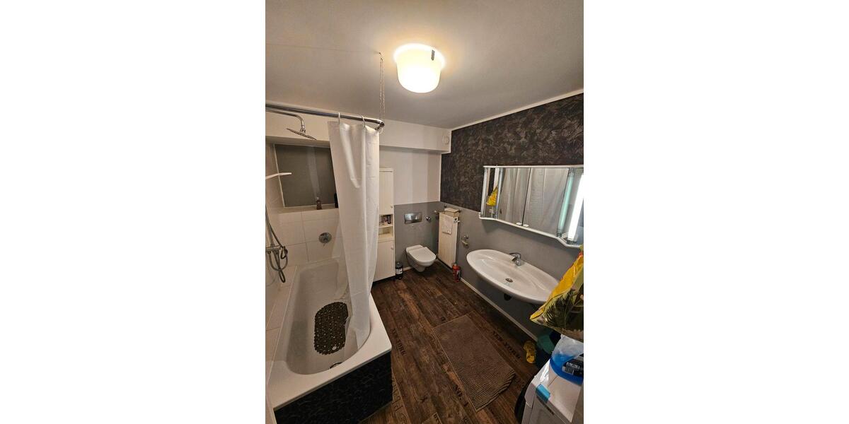 Wohnen auf Zeit Düsseldorf Stadtbezirk 8 - 4 Zimmer, 28 m&sup2;, 580&euro; | Angebot:25326300