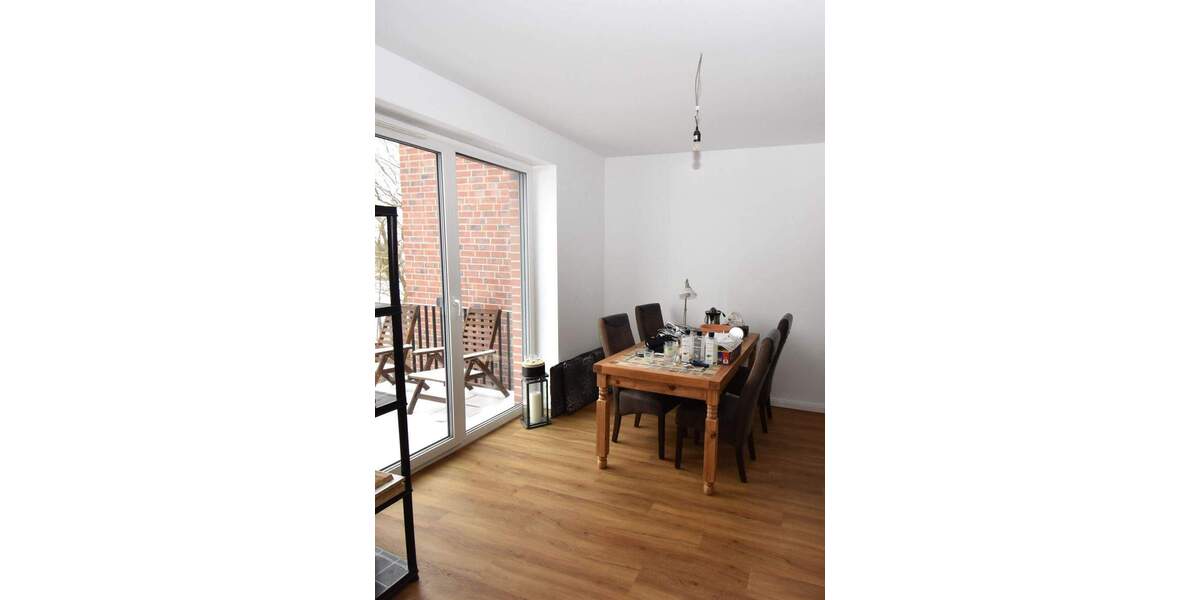 Etagenwohnung Uetersen - 3 Zimmer, 82 m&sup2;, 1.150&euro; | Angebot:24833390