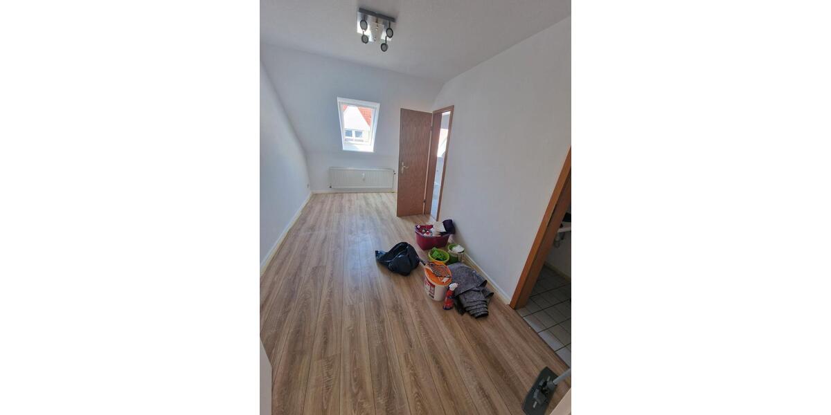 Dachgeschoßwohnung Flensburg - 1 Zimmer, 35 m&sup2;, 450&euro; | Angebot:26646831