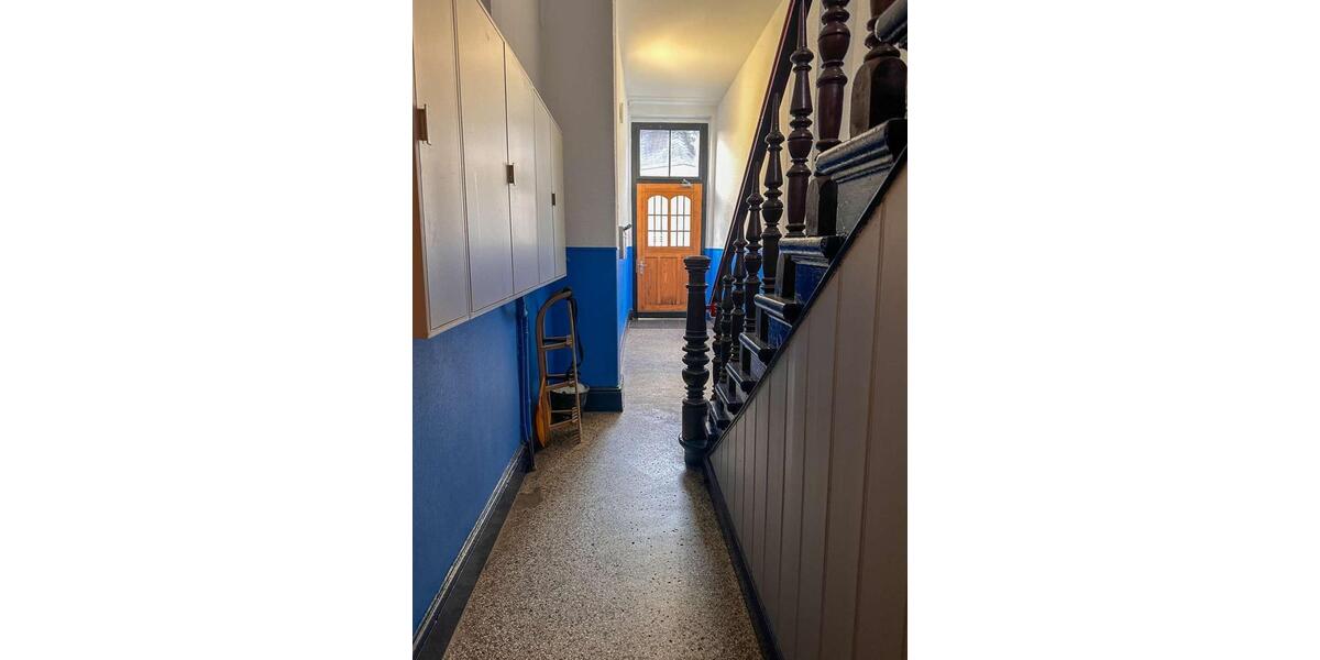 Renovierte Frauen - WG · All-Inclusive Miete · Top-Lage ab 01.11. zimmer