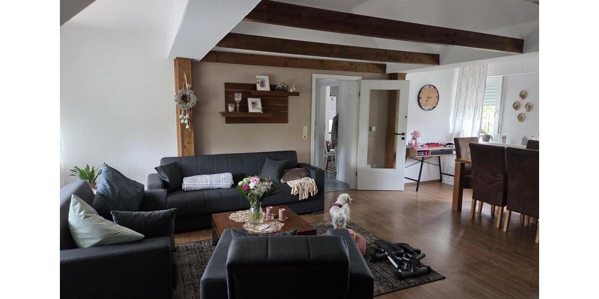 Dachgeschoßwohnung Bersenbrück - 3 Zimmer, 105 m&sup2;, 900&euro; | Angebot:26567075