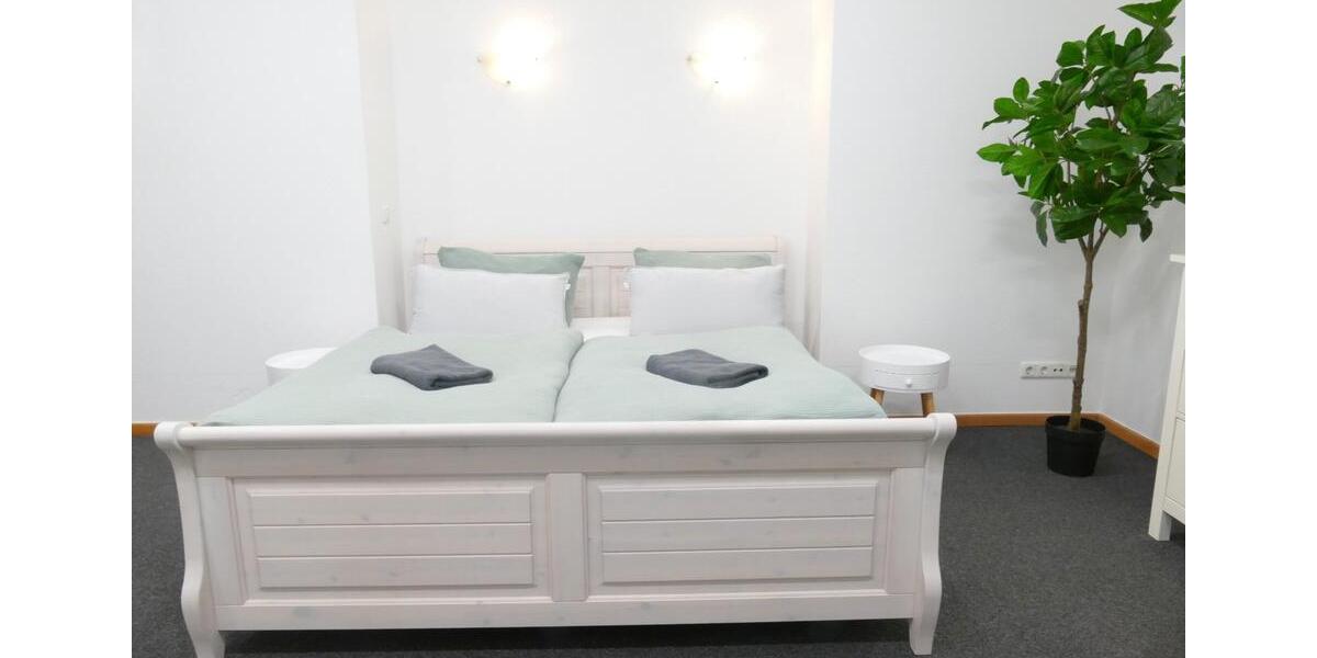 Wohnen auf Zeit Greifswald - 5 Zimmer, 110 m&sup2;, 220&euro; | Angebot:26397494