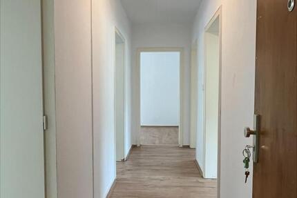 Wohnung Bestwig - 3 Zimmer, 63 m&sup2;, 355&euro; | Angebot:26093827