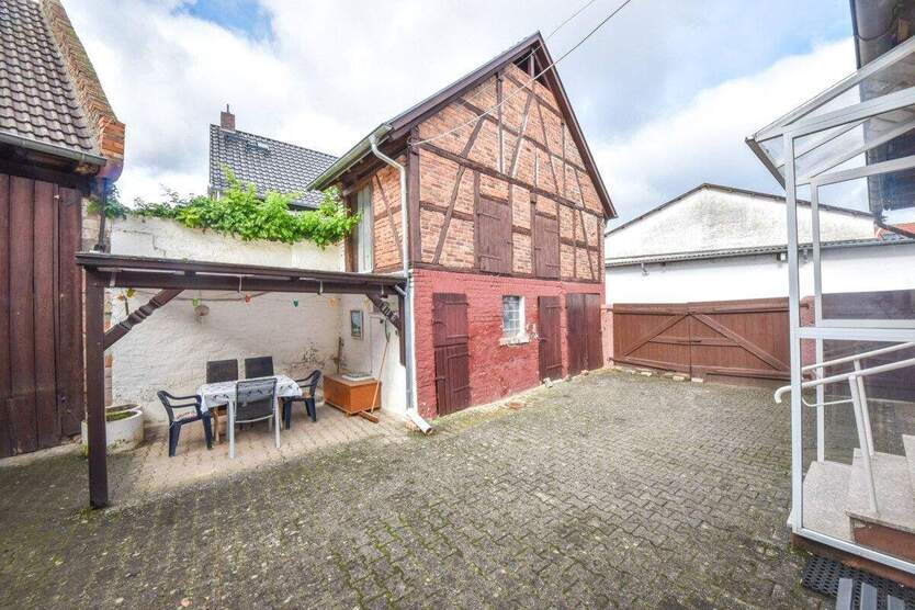 DIETZ: Gepflegtes Fachwerkhaus mit Garten, kleinem Nebengebäude im Babenhausen OT Harpertshausen! 5 zimmer