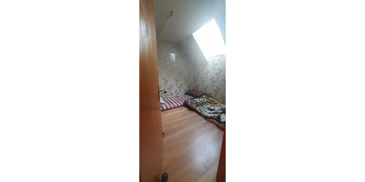 Etagenwohnung Redwitz an der Rodach - 5 Zimmer, 114 m&sup2;, 650&euro; | Angebot:25944327