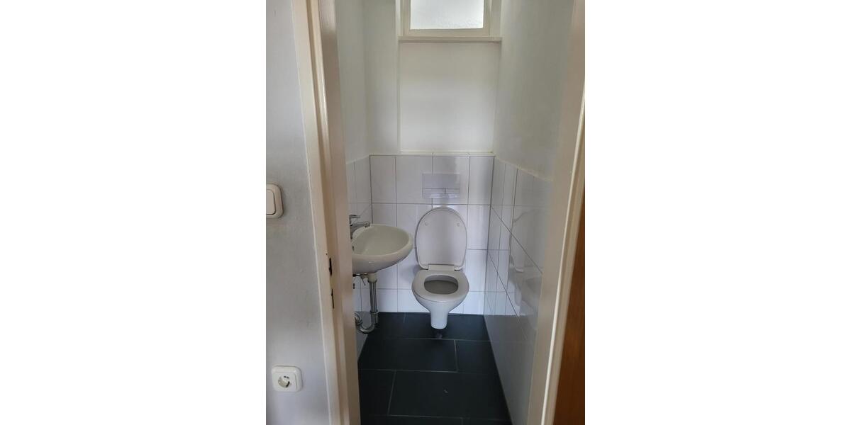 Etagenwohnung Kassel Philippinenhof-Warteberg - 4 Zimmer, 80 m&sup2;, 680&euro; | Angebot:25354697