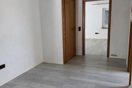 DG-Wohnung 85qm (Warmmiete 1080 €) zimmer