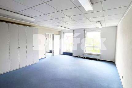 Büro in Fellbach 1.450 € 115 m² zimmer
