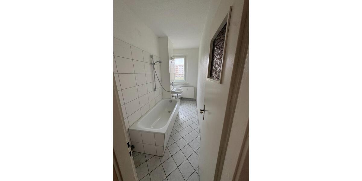 Erdgeschoßwohnung Hettstedt - 3 Zimmer, 54 m&sup2;, 402&euro; | Angebot:25887266