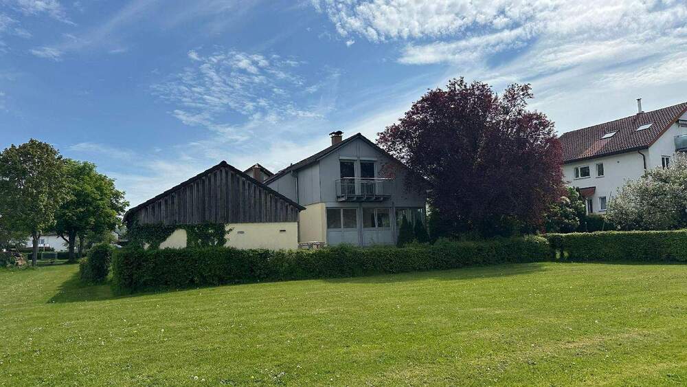 Mehrfamilienhaus, Wohnhaus Althengstett - 5 Zimmer, 199 m&sup2;, 2.500&euro; | Angebot:25821147
