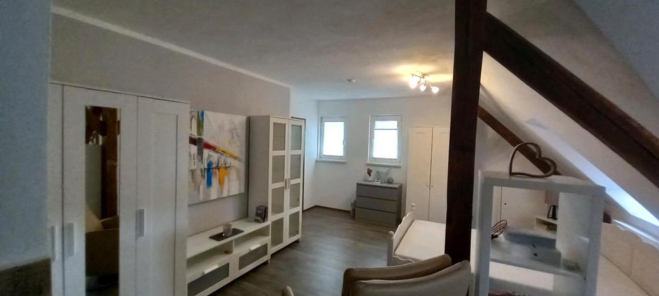 Dachgeschoßwohnung Schirgiswalde-Kirschau Kirschau - 1 Zimmer, 38 m&sup2;, 450&euro; | Angebot:25893367