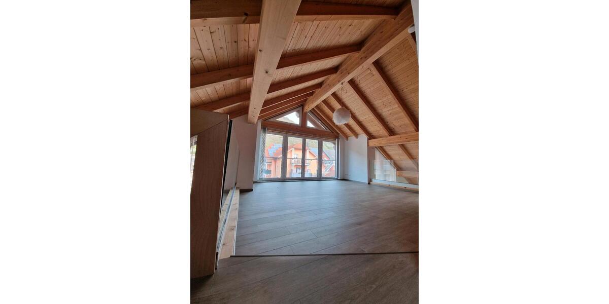 Maisonettenwohnung Klingenberg am Main - 4 Zimmer, 150 m&sup2;, 1.600&euro; | Angebot:23382288