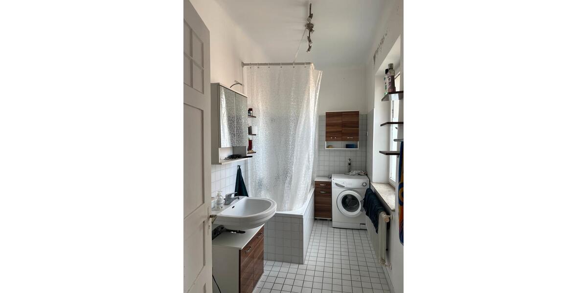 Etagenwohnung Neu-Ulm Ludwigsfeld - 4 Zimmer, 100 m&sup2;, 550&euro; | Angebot:26023287