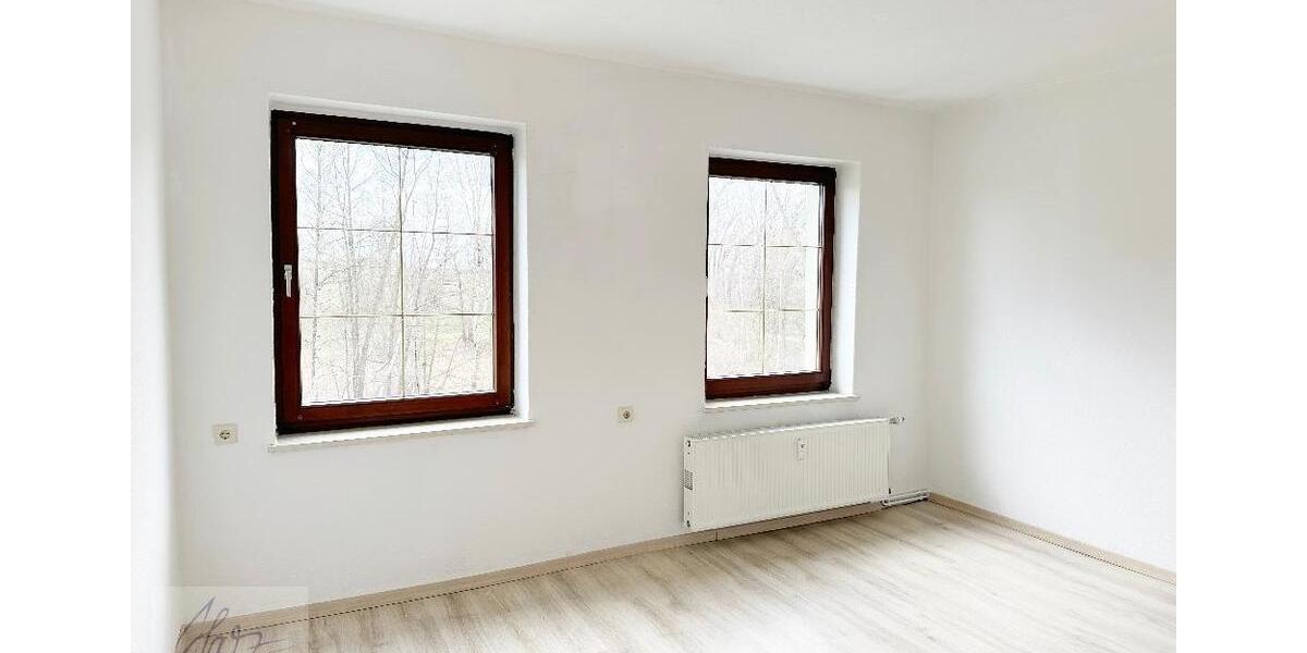 Etagenwohnung Nünchritz - 3 Zimmer, 62 m&sup2;, 320&euro; | Angebot:26400678