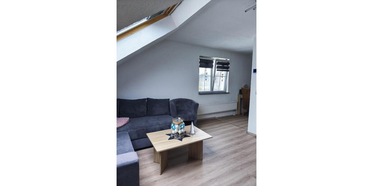 Dachgeschoßwohnung Rot am See - 3 Zimmer, 77 m&sup2;, 650&euro; | Angebot:24441196