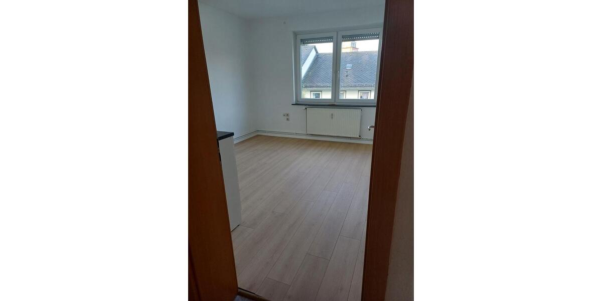 Etagenwohnung Siegen - 2 Zimmer, 33 m&sup2;, 344&euro; | Angebot:26644868